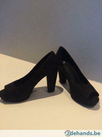 Pumps / Hakken H&M maat 38, Enlèvement ou Envoi, Porté, Noir, Escarpins