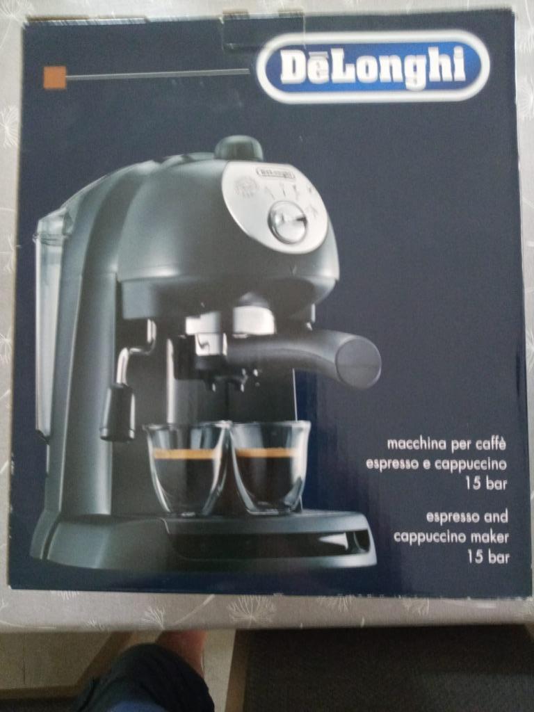 DeLonghi EC200CD.B espresso-en cappuccino maker, Enlèvement ou Envoi, Comme neuf, Café moulu