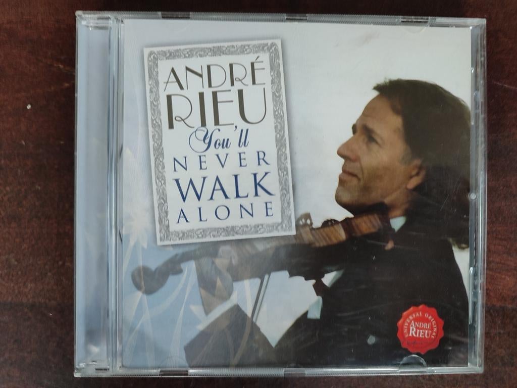 CD : ANDRÉ RIEU - YOU'LL NEVER WALK ALONE, Ophalen of Verzenden, Zo goed als nieuw
