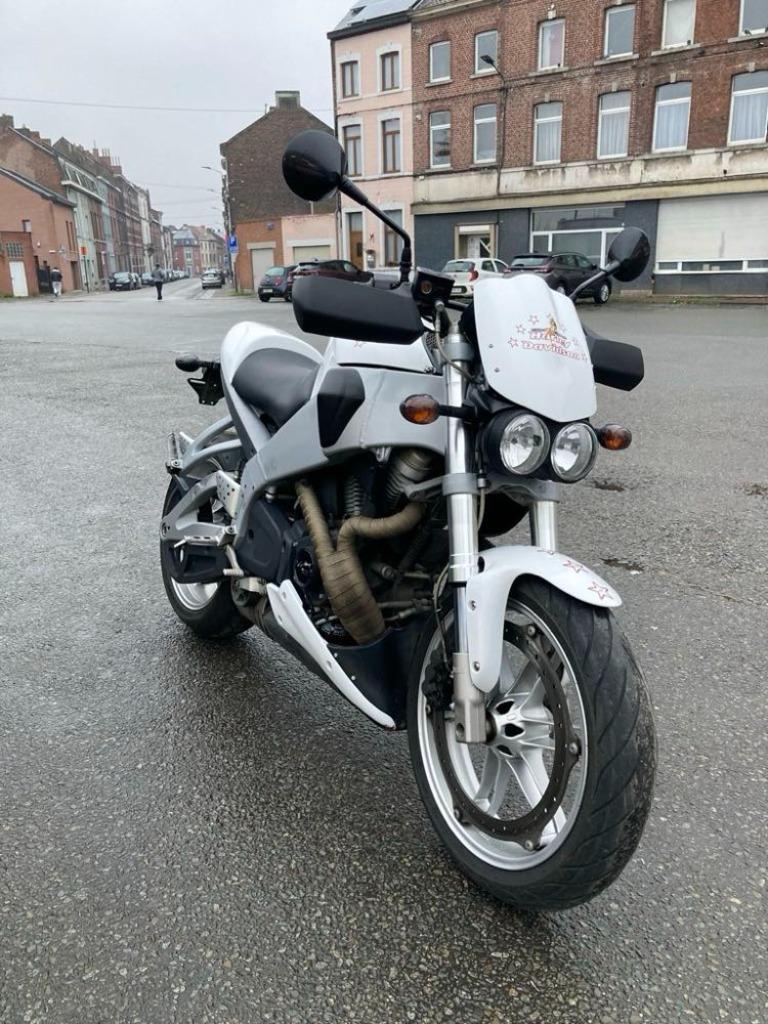 Buell XB9, Motoren, 2 cilinders, Bedrijf, 900 cc, Sport