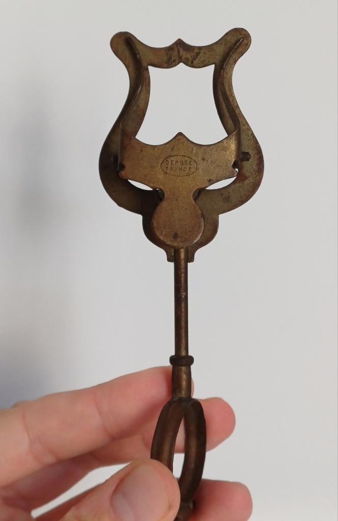 Partition ancienne lyre, Enlèvement ou Envoi, Cuivre