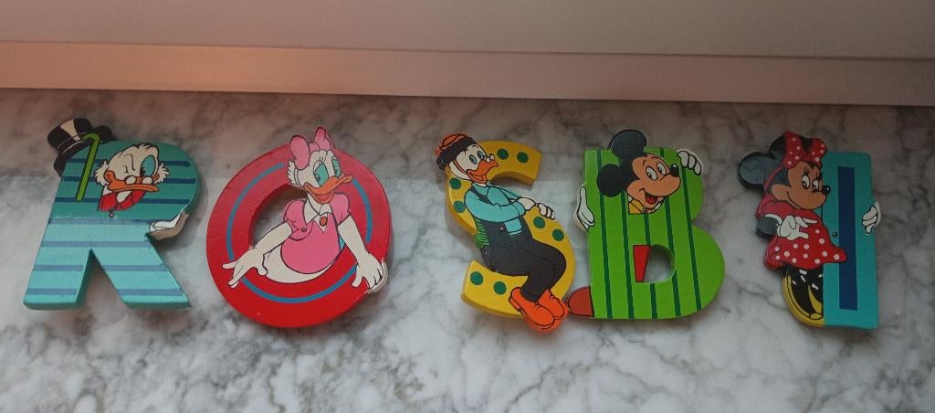 Lettres en bois Disney pour chambre , prix à la pièce, Enlèvement, Utilisé