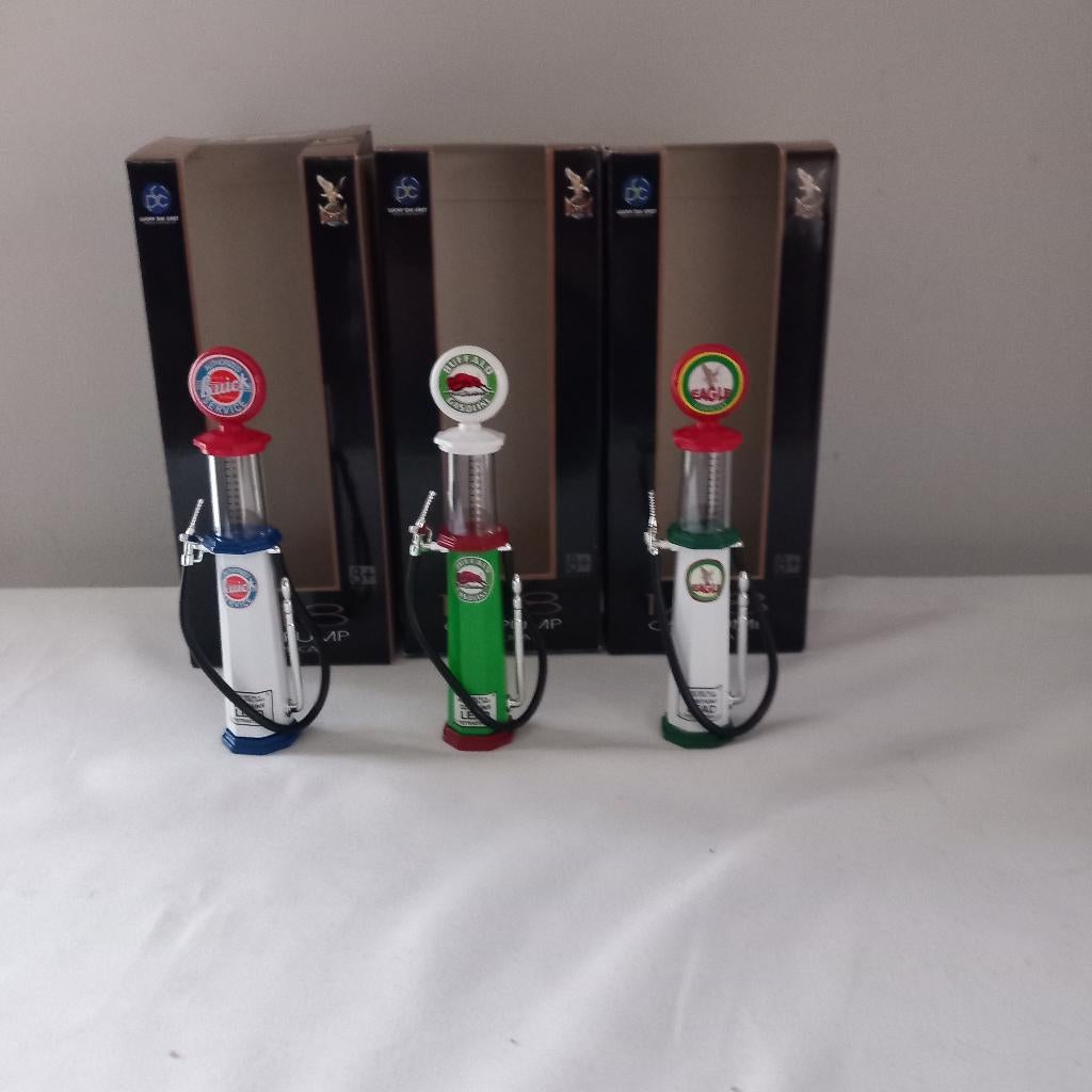 Road Signature diecast benzinepompen 1/18, Ophalen of Verzenden, Nieuw, Overige typen, Overige merken