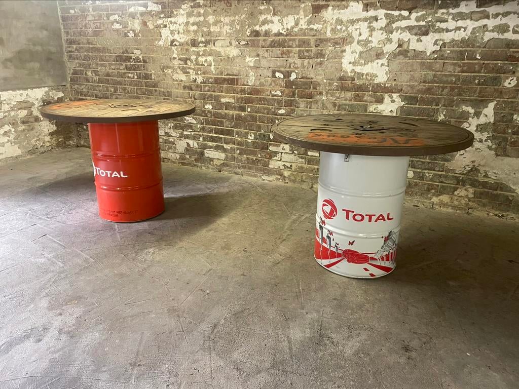 Industriële receptietafels, Ophalen, Zo goed als nieuw