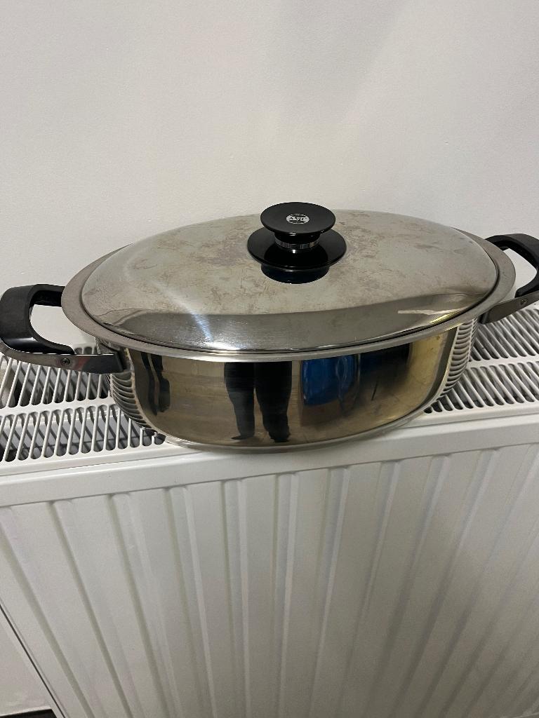 AMC pot - ovaal, Enlèvement ou Envoi, Casserole ou Cocotte-minute