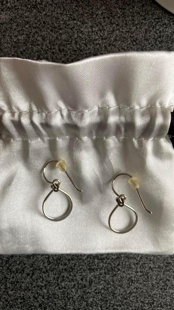 Mooi paar oorhangers - NIEUW !, Ophalen of Verzenden, Nieuw, Zilver, Hangers