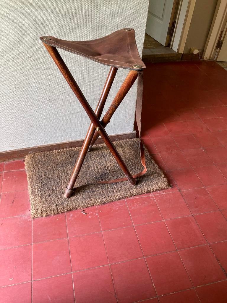 Trépied de chasse, Enlèvement, Comme neuf