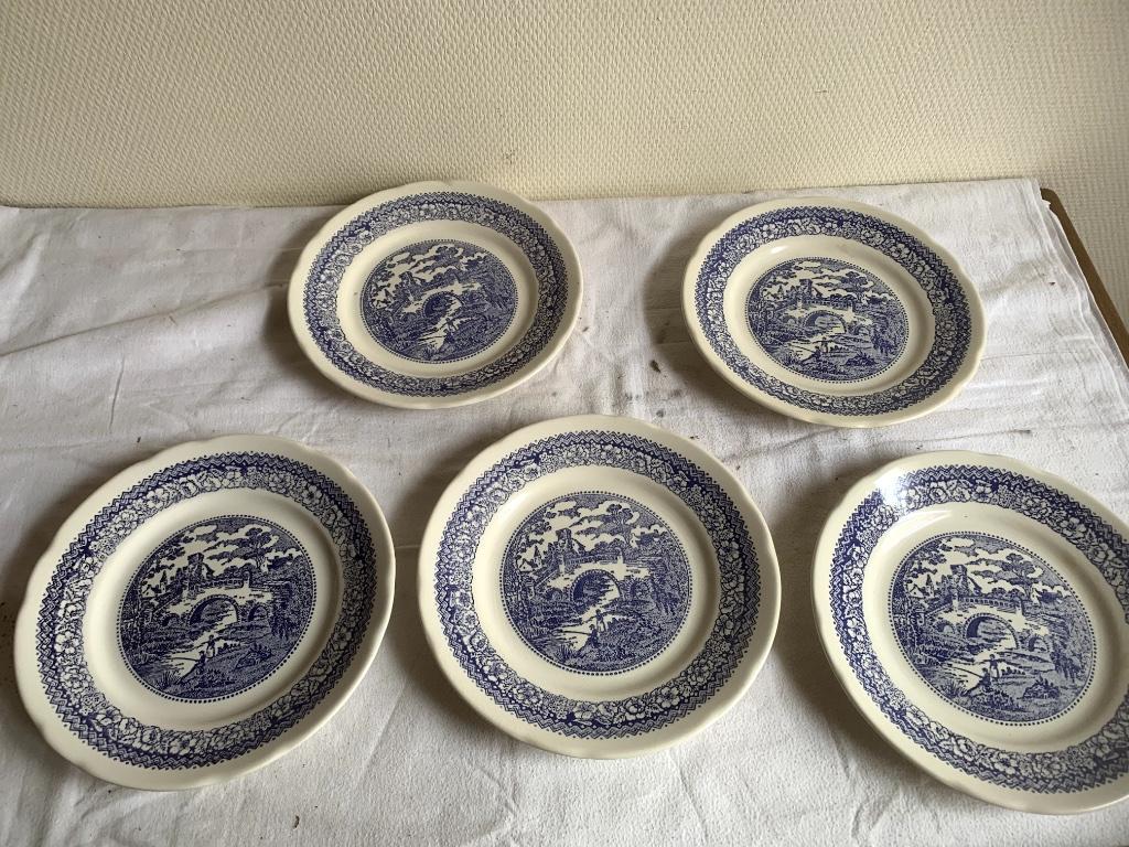 (122) 5 borden Ironstone Tableware (23cm), Enlèvement