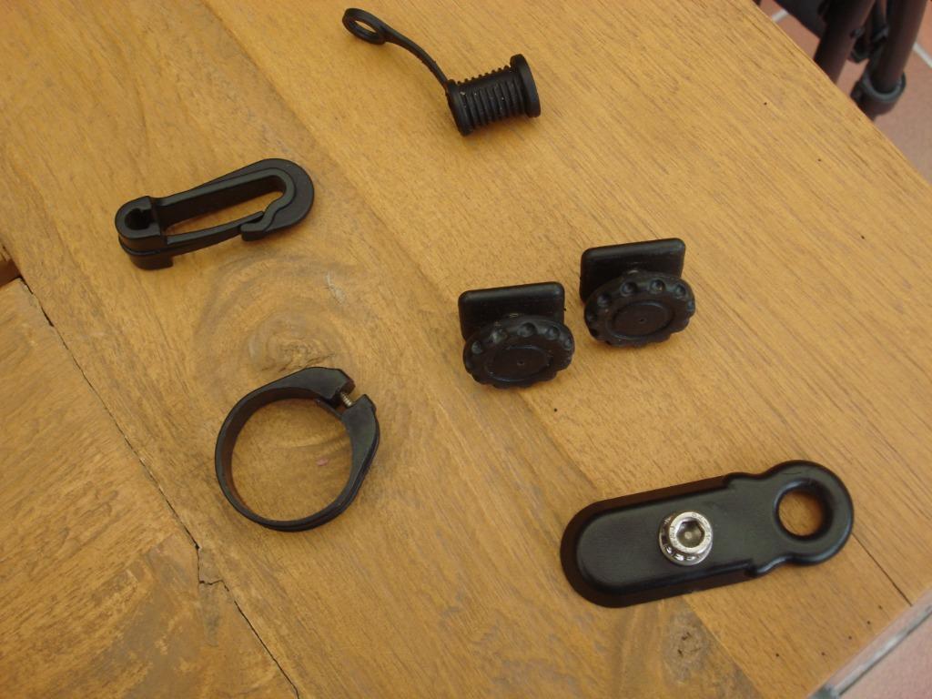 Lot d’accessoires de plongées, fixations, bouchon, Enlèvement, Utilisé, Autres types