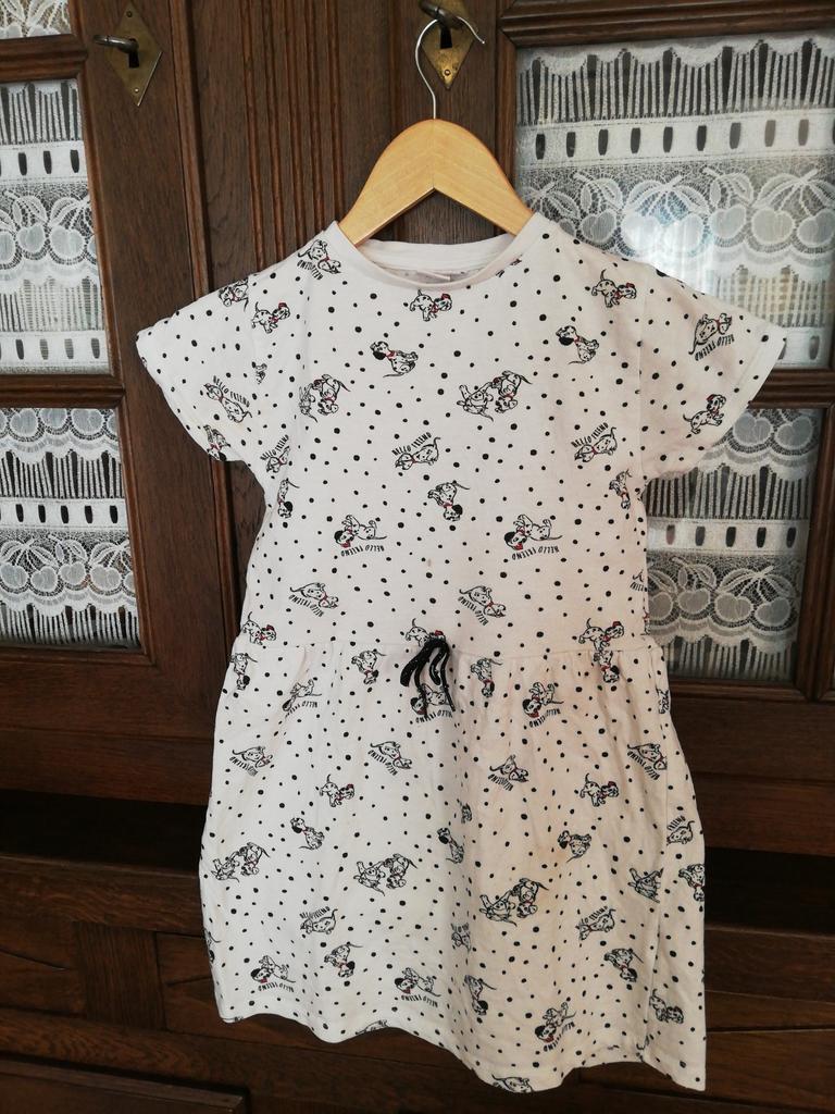 Robe Disney motifs 101 dalmatiens. Taille 7 ans., Ophalen of Verzenden, Zo goed als nieuw