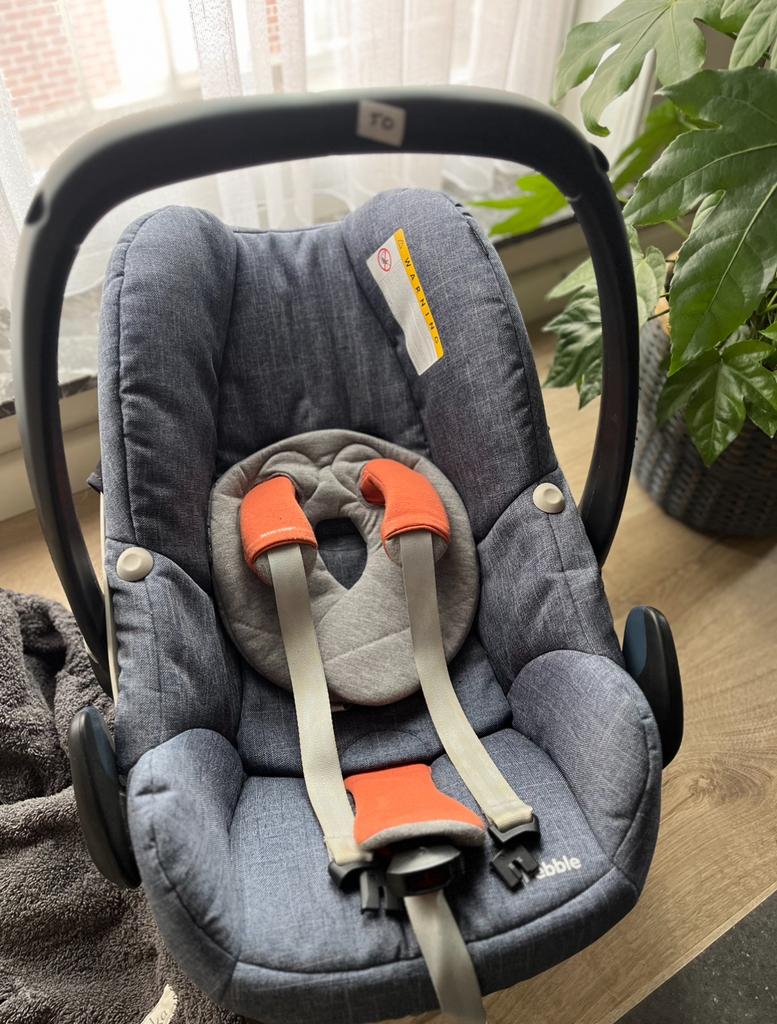Maxicosi + Isofix + hoes + zonnescherm, Ophalen, Zo goed als nieuw, Isofix