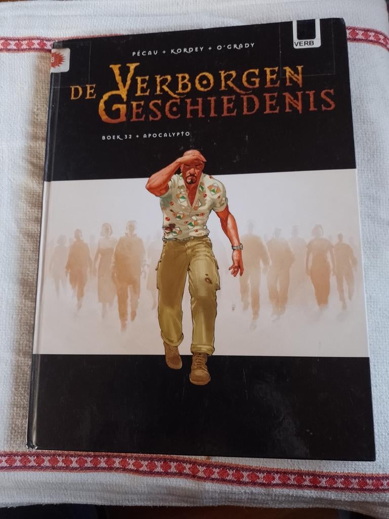 De verborgen geschiedenis boek32 apocalyto, Ophalen of Verzenden, Zo goed als nieuw