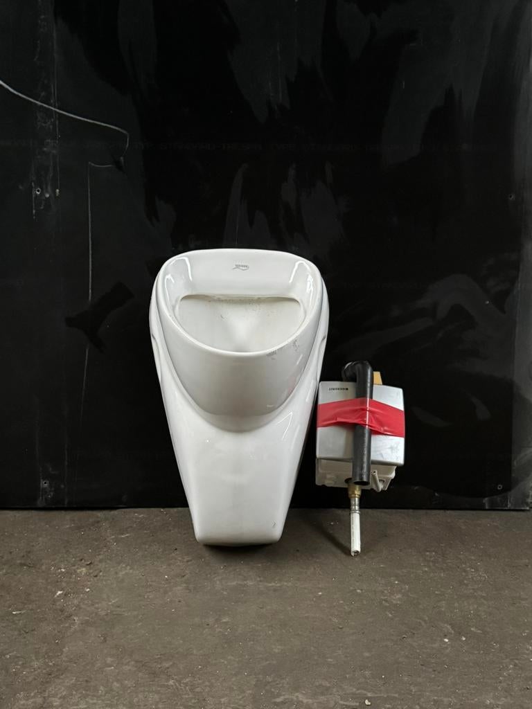 URINOIRS  (KERAMAG) Met gebruiksensor, Ophalen