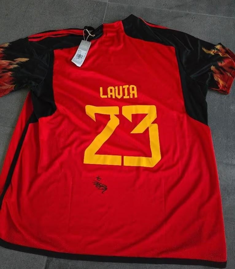 Belgische Rode Duivel trui gesigneerd door Roméo Lavia, Groter dan maat XL, Ophalen of Verzenden, Nieuw, Shirt