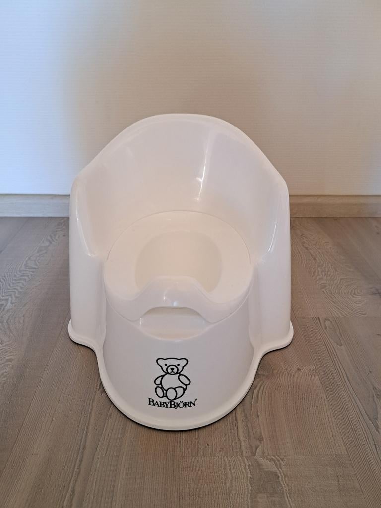 Pot à pipi de BabyBjorn, Enfants & Bébés, Enlèvement, Comme neuf