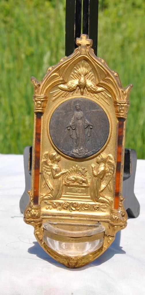 benitier regule avec medaille vierge, Enlèvement ou Envoi
