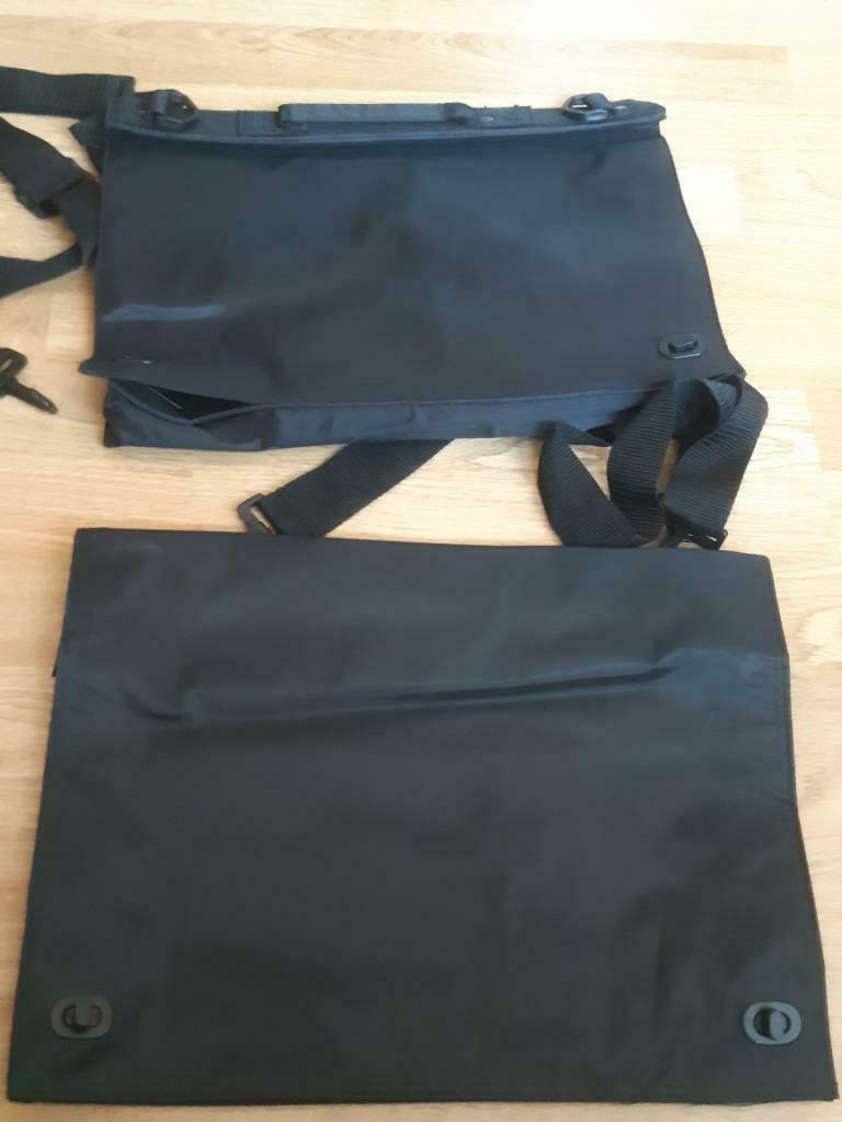 attachékoffer(tje)/aktentas-2st-.zwart-riem+vakjes-NIEUW, Enlèvement, Neuf, Noir, Cuir