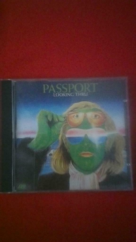 PASSPORT LOOKING THRU, Enlèvement