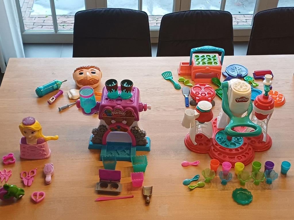 Playdoh ijssalon, ijsmaken, pizza oven, tandarts en prinses, Ophalen