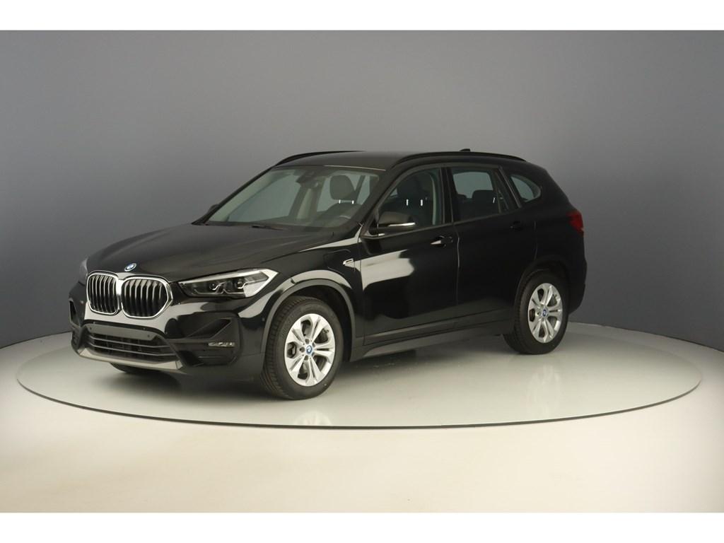 BMW X1 xDrive25e 220pk Pack Business, Auto's, BMW, Zwart, 5 zetels, Hybride Elektrisch/Benzine, SUV of Terreinwagen