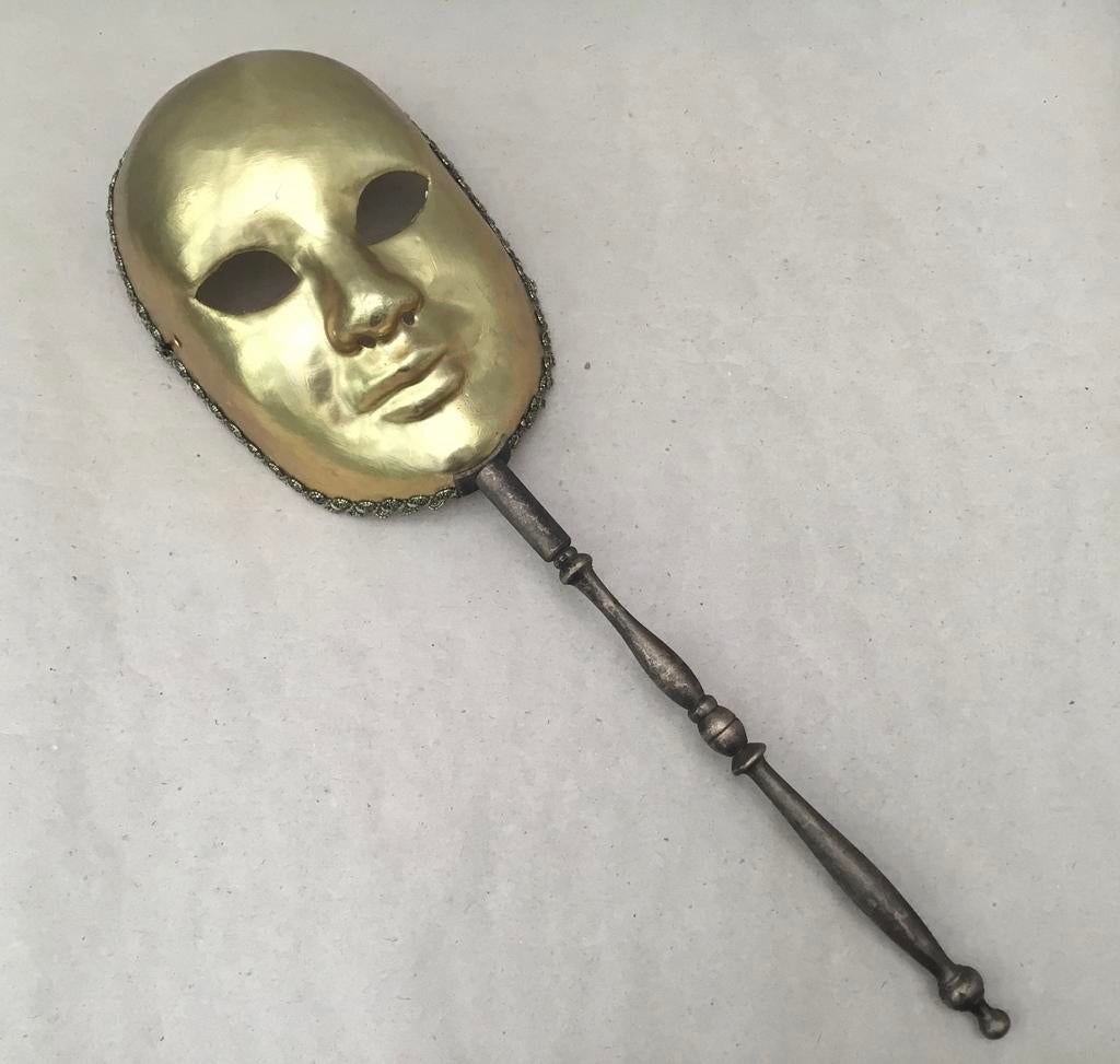 Italiaans Venetiaans goudkleurig masker met houder, Ophalen of Verzenden, Zo goed als nieuw