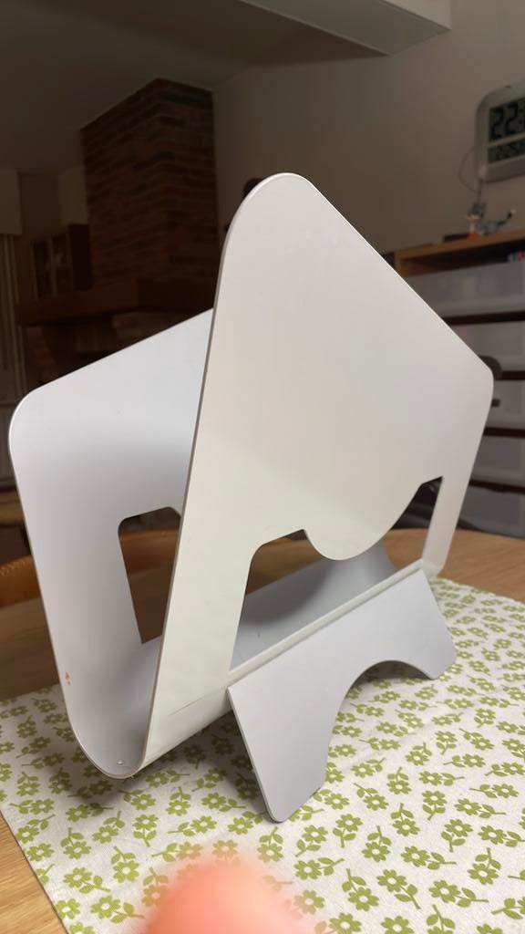 Design krantenhouder Domus, Huis en Inrichting, Woonaccessoires | Krantenbakken en Lectuurbakken, Ophalen, Gebruikt