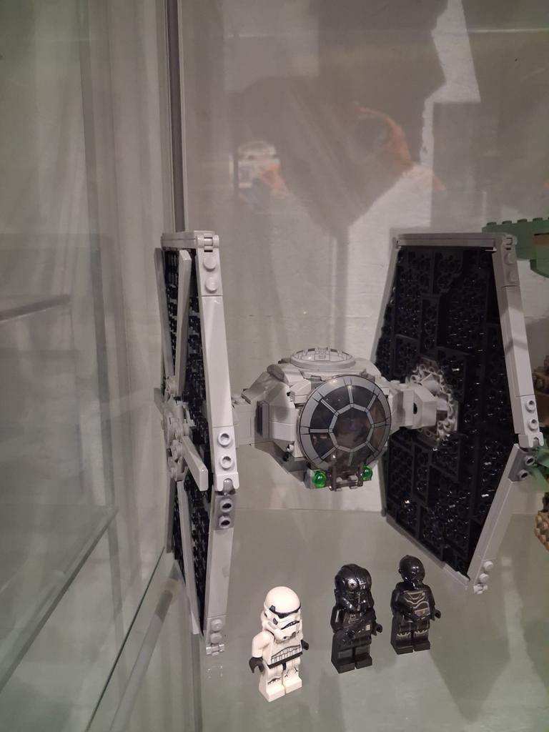 Lego tie fighter 75300, Ophalen