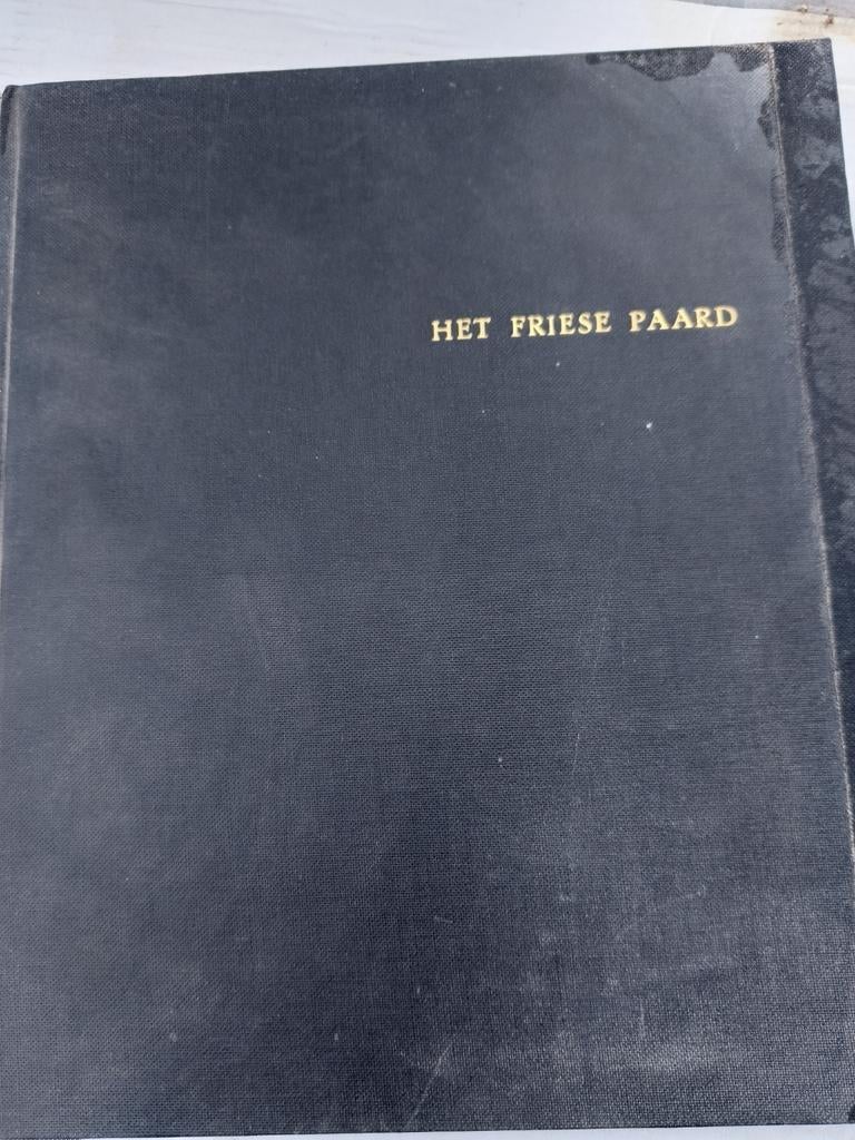 Het Friese paard, Ophalen of Verzenden, Zo goed als nieuw