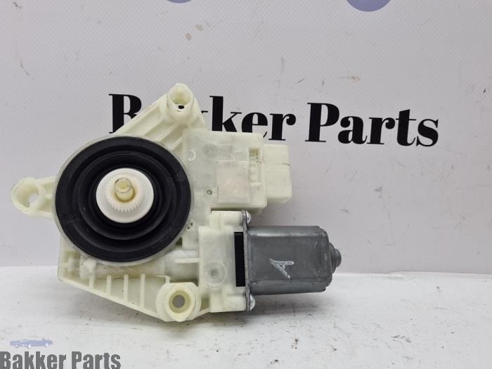 Moteur de vitre portière d'un Skoda Rapid, -, -, 3 mois de garantie, Utilisé