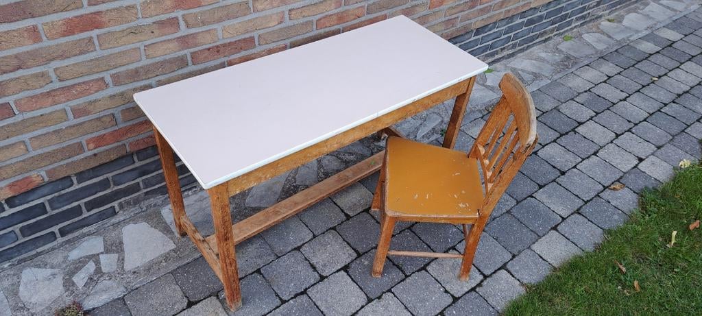 Vintage schoolbank met stoel, Ophalen, Gebruikt