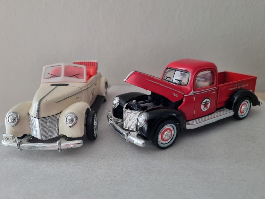 GoldenWheel Diecast Ford 1940 TEXACO(2stuks)., Ophalen of Verzenden, Zo goed als nieuw