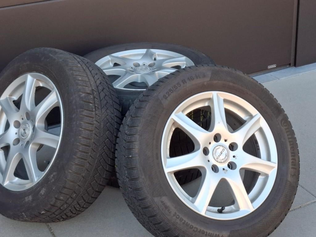 Winterbanden met velg 225/55 R16 H, Auto-onderdelen, Gebruikt, 16 inch, Banden en Velgen, Personenwagen