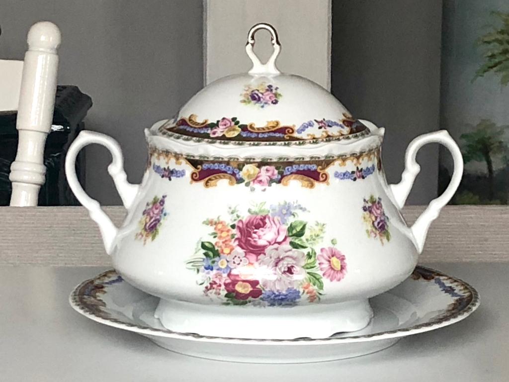 Porseleinen terrine / soepkommen Limoges, Antiek en Kunst, Antiek | Porselein, Ophalen