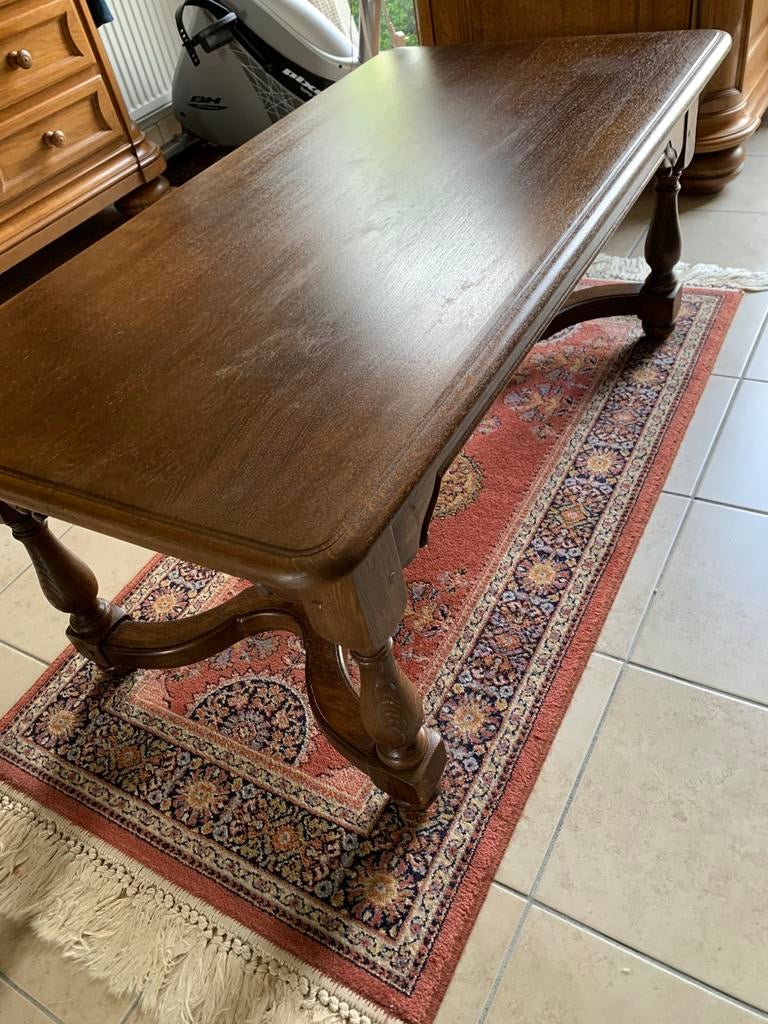 Salontafel in donkere Franse eik, Huis en Inrichting, Ophalen, Zo goed als nieuw