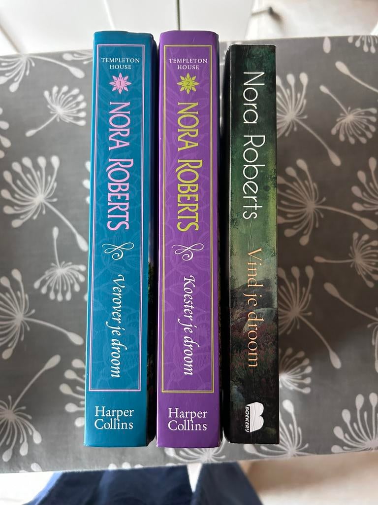 Trilogie van Nora Roberts, Ophalen of Verzenden, Zo goed als nieuw, Nora Roberts
