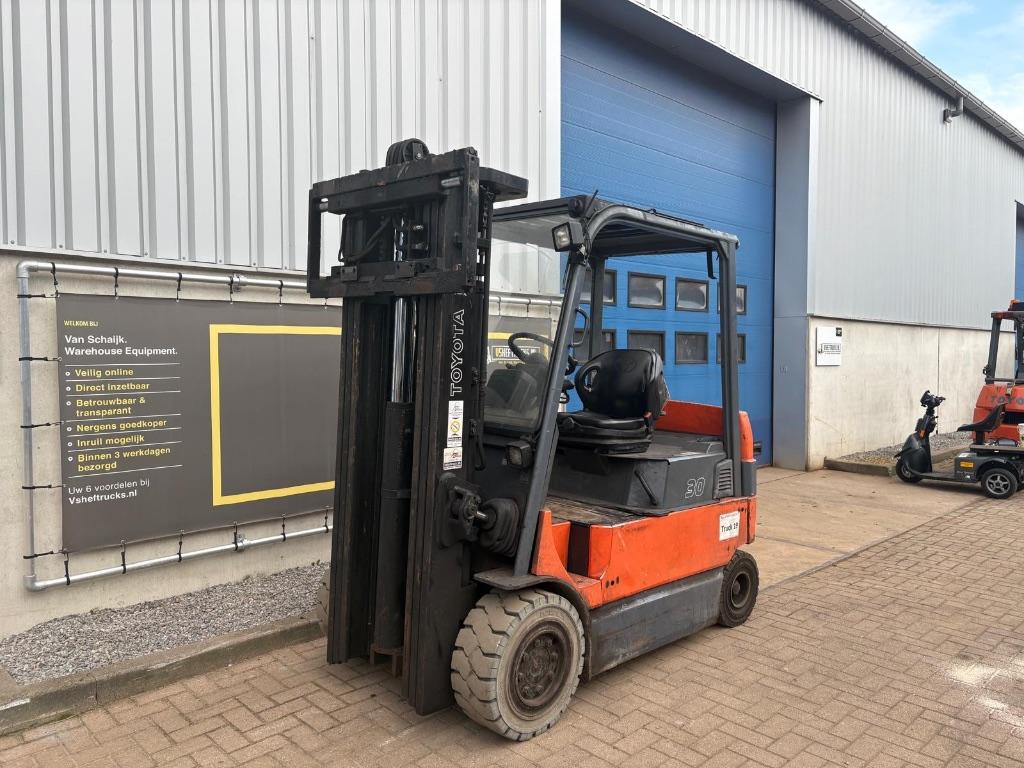 VS-22636 Elektrische triplex heftruck Toyota 7fbmf30, Auto-onderdelen, Verzenden, Gebruikt, Toyota
