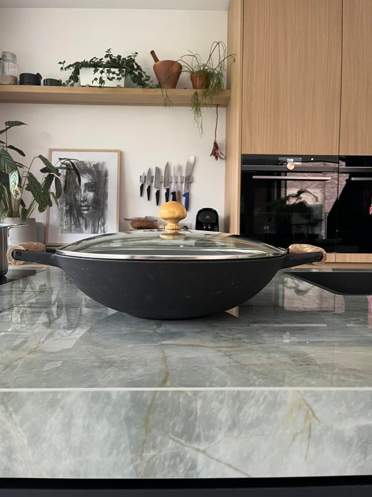 Gietijzeren wok, Huis en Inrichting, Ophalen, Zo goed als nieuw, Gietijzer, Wok