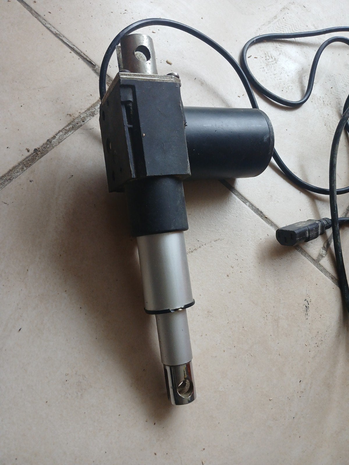 Lineaire accurator, Ophalen