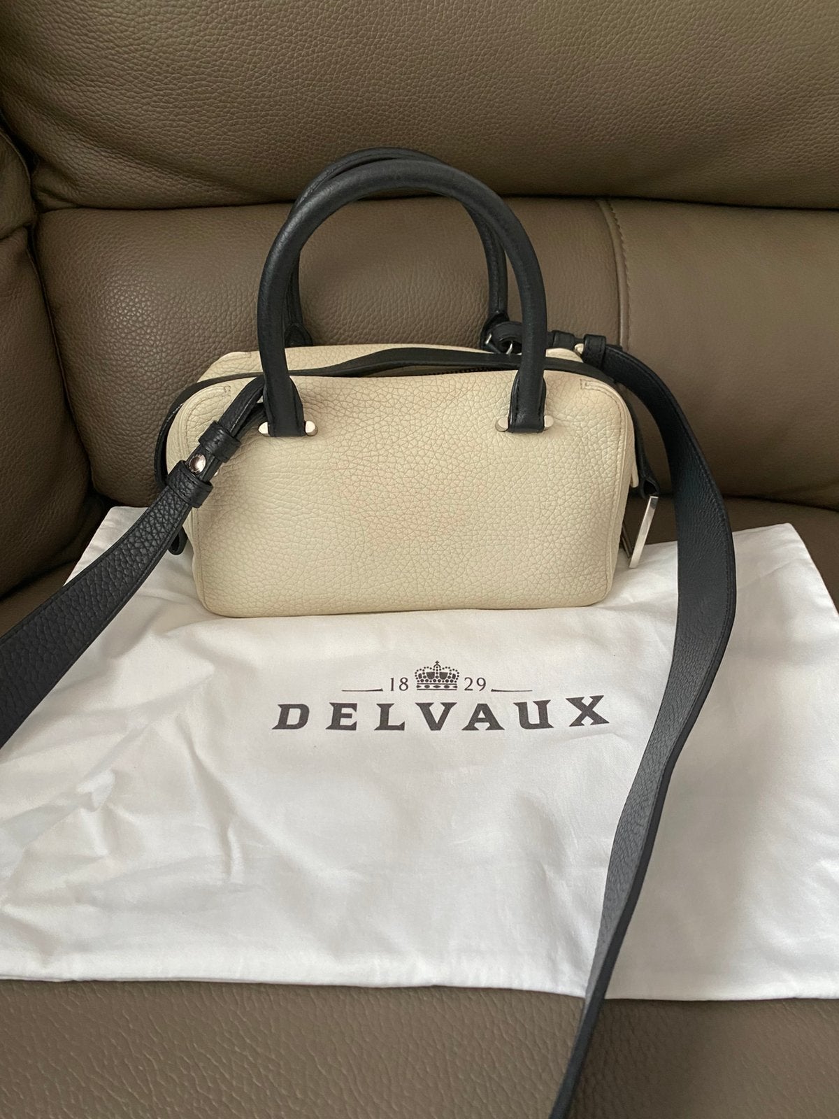 Sac à bandoulière Delvaux Cool Box, Enlèvement ou Envoi, Comme neuf, Sac à bandoulière