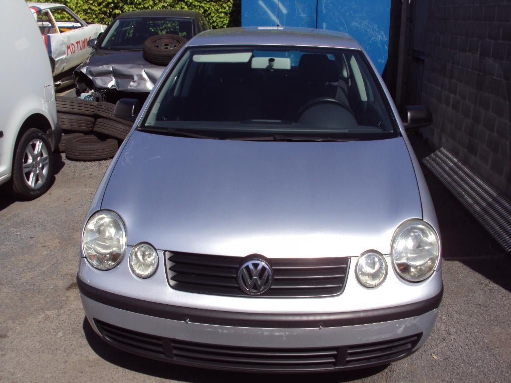 VW POLO 2002 GEKEURD VOOR VERKOOP, Autos, Volkswagen, Argent ou Gris, Achat, Entreprise, Boîte manuelle