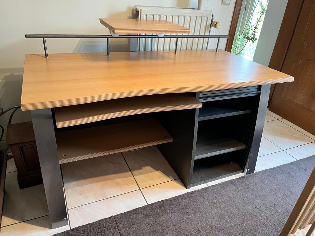 Bureau, Maison & Meubles, Bureaux, Autres marques, Bureau d'ordinateur, Comme neuf, Rehausseur