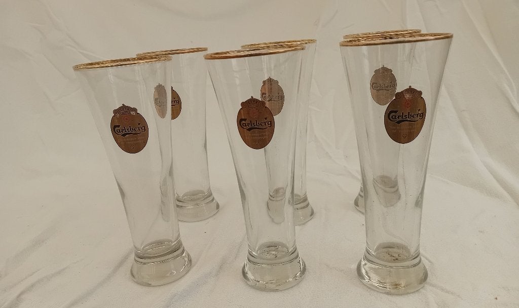 6 UNIEKE CARLSBERG GLAZEN MET GOUDEN EMBLEEM EN RAND, Verzamelen, Ophalen, Nieuw, Bierglas