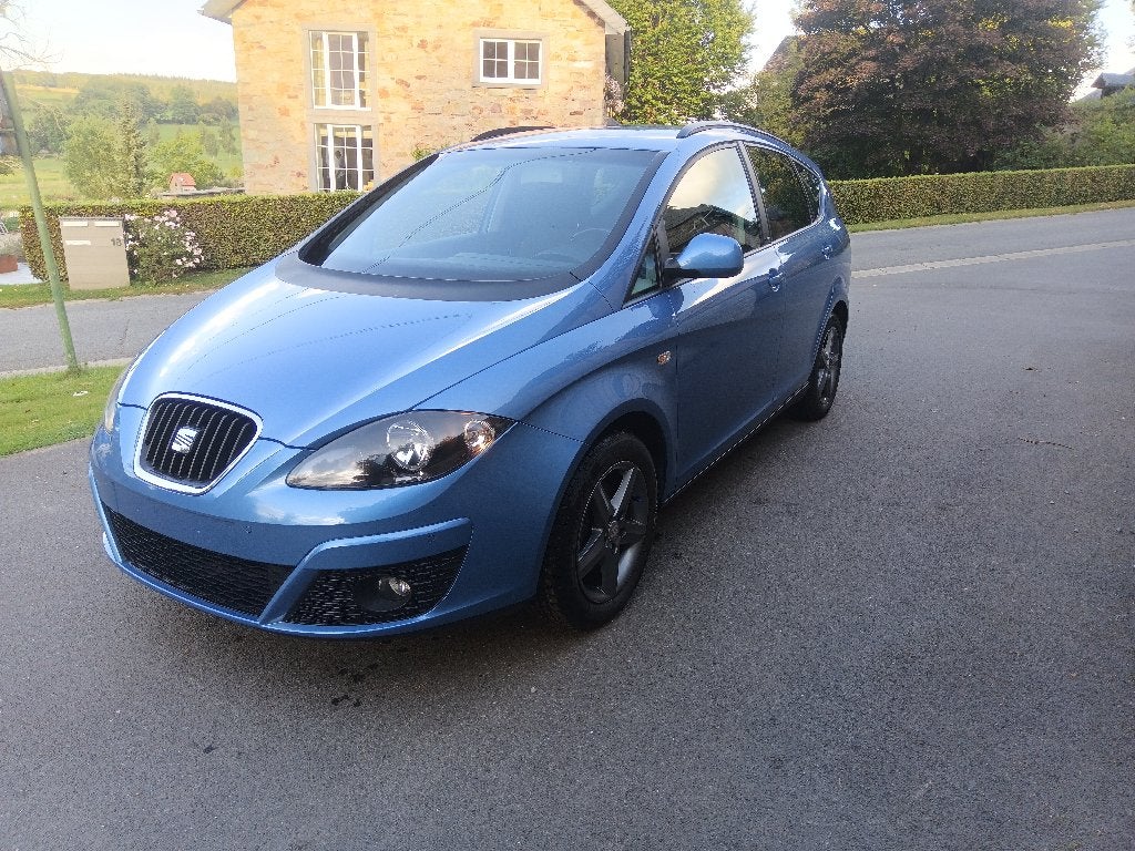 SEAT Altea XL 1.6 CR TDi Ecomotive I-TECH [MARCHANT/EXPORT], Euro 5, Achat, Boîte manuelle, 5 portes