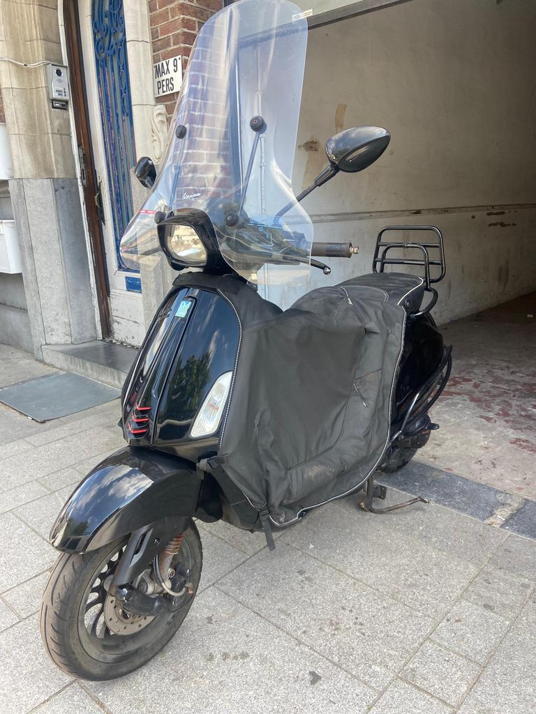 Vespa sprint A klasse, Fietsen en Brommers, Ophalen, Nieuw, Benzine, Vespa