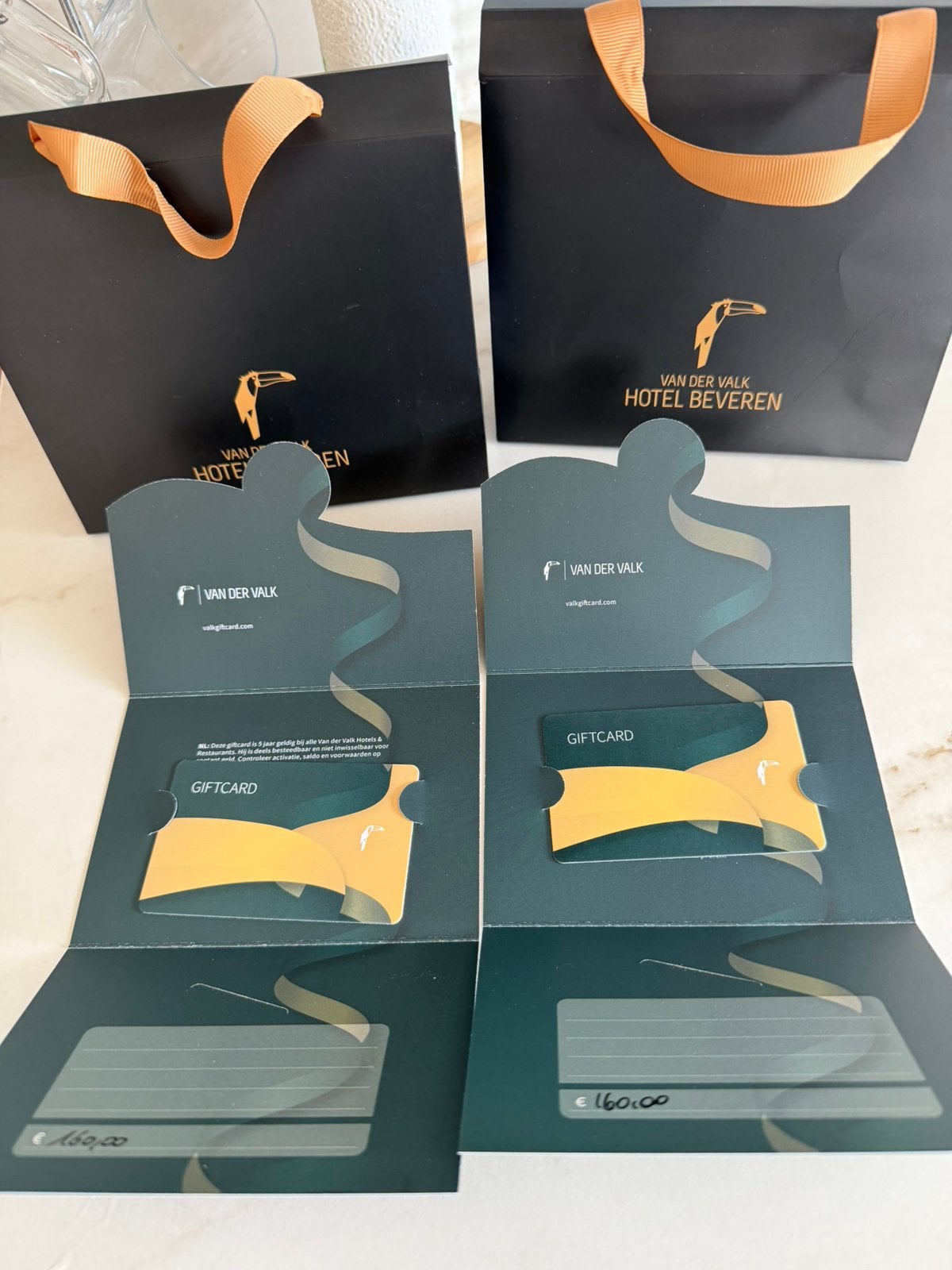 CADEAUBONNEN HOTEL VAN DER VALK TWV €320, Ophalen, Zo goed als nieuw