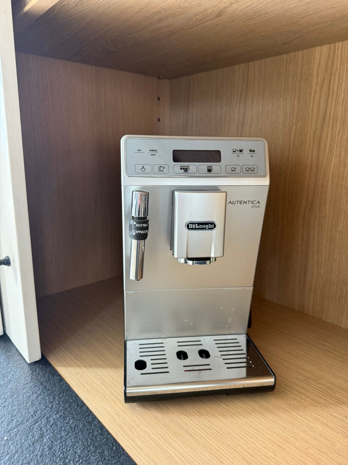 Koffiemachine De’Longhi, Elektronische apparatuur, Ophalen, Gebruikt, Koffiemachine, Koffiebonen