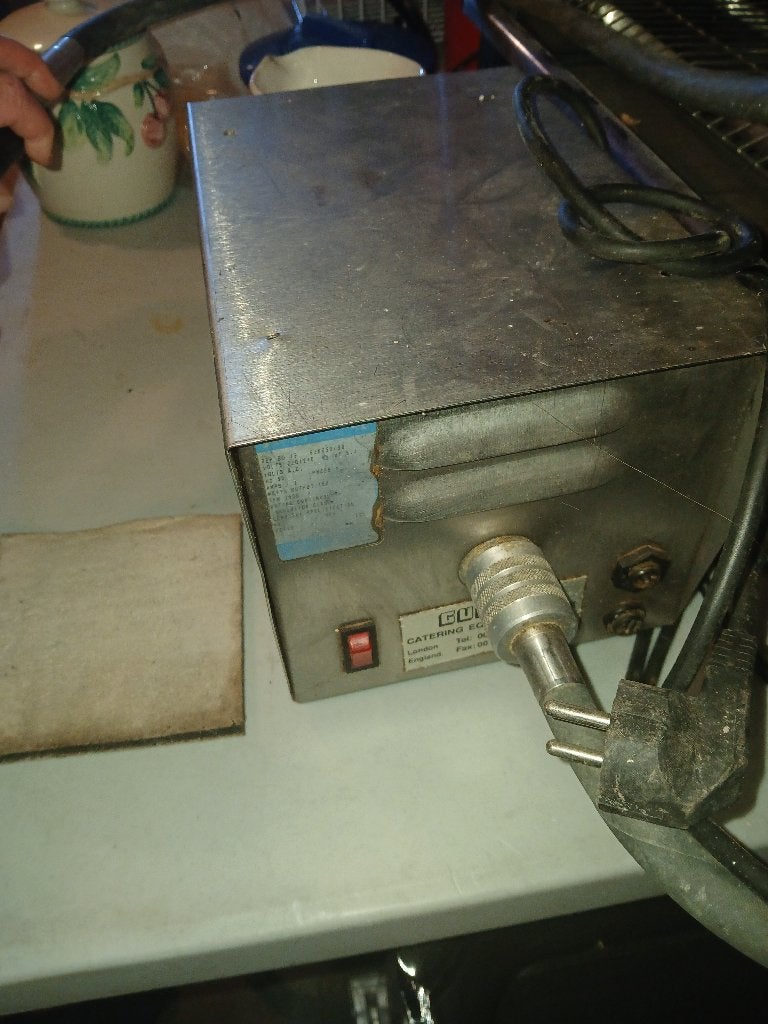 Elektrish mes voor grill kebab, Enlèvement, Viande