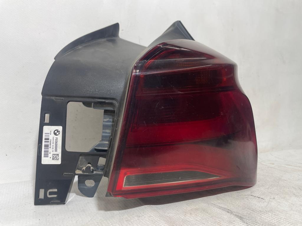 BMW BMW F20 LCI 7359018 rechter achterlichten, Auto-onderdelen, Ophalen, Gebruikt, BMW
