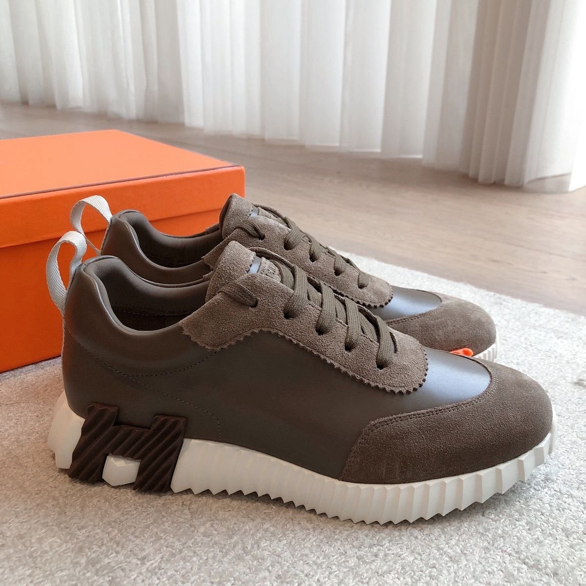 Chaussures Hermès, Enlèvement ou Envoi, Comme neuf