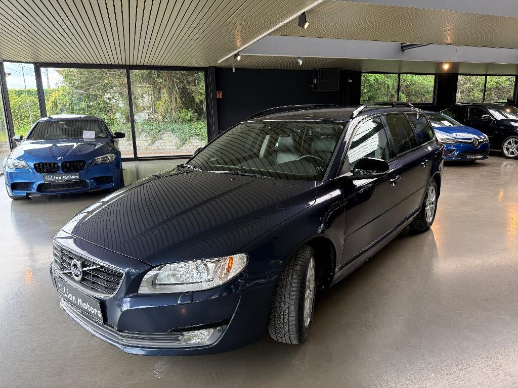 Volvo V70 2.0 D4 Geartronic* 133 KW*LEDER*VERWRM*NAVI*EURO 6, Auto's, 1800 kg, 4 cilinders, 1969 cc, Blauw